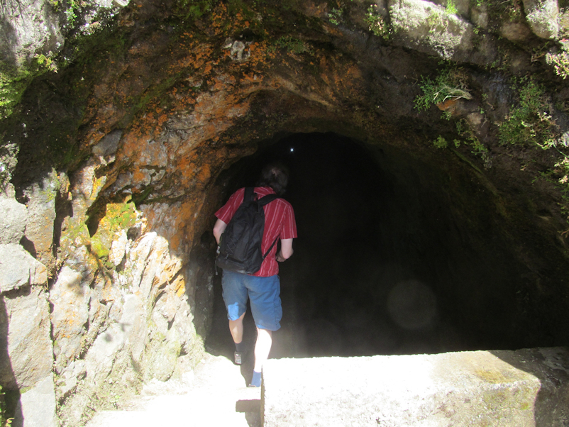 Eingang des Tunnels zum Folhadal