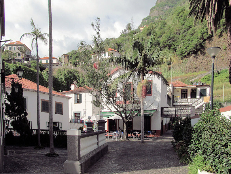 Kirchplatz von São Vicente Kirchplatz von São Vicente